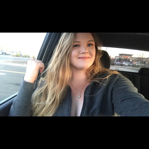 Meet your Posher, Grace - Picture 1 of 1